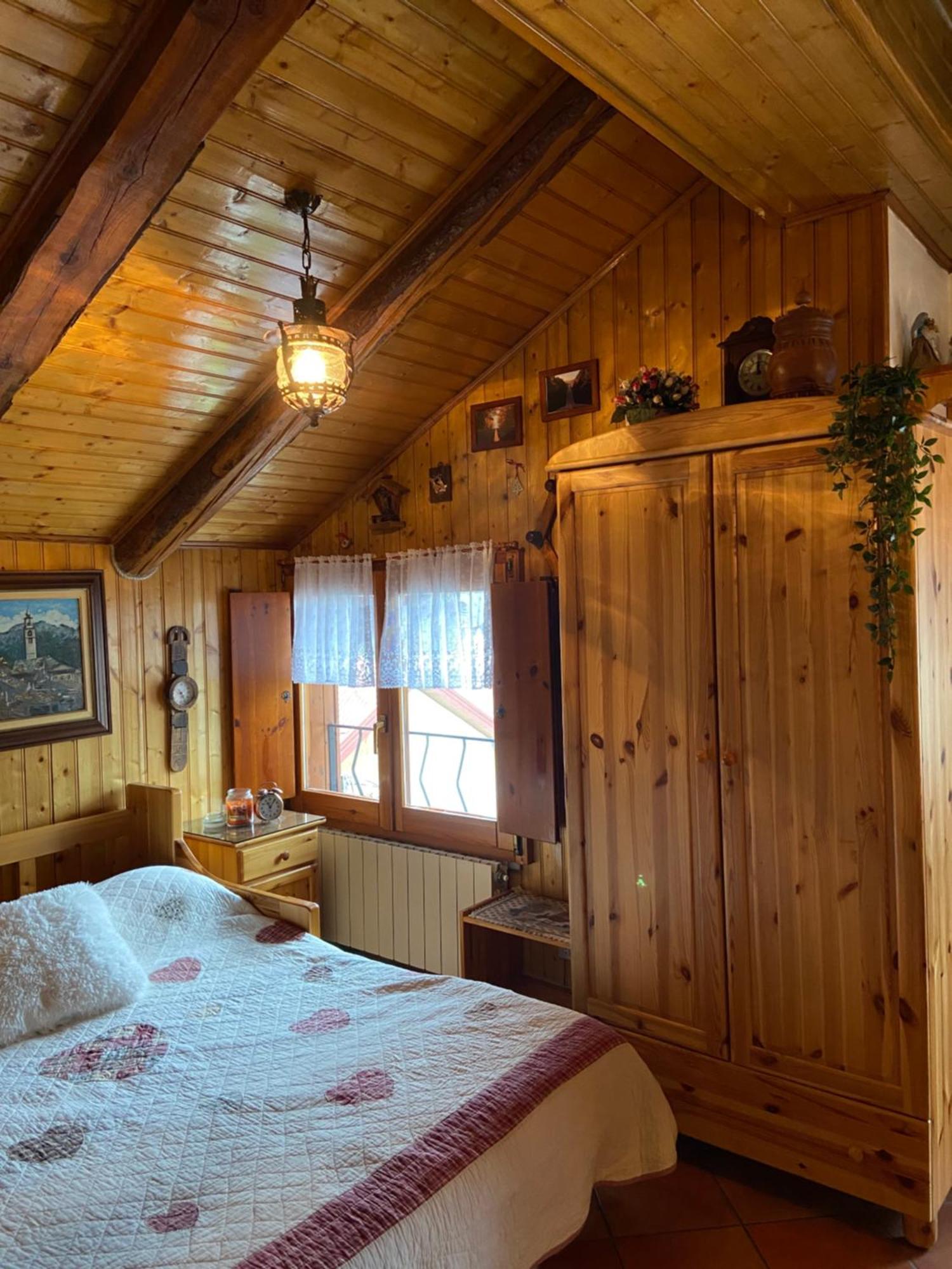Stella Alpina, In Via Medail Con Vista Incantevole Sulle Alpi Ferienhaus